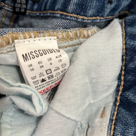 Misguided Riot Mum Hi Rise Button Fly Jeans Size 6 - Picture 8 of 8